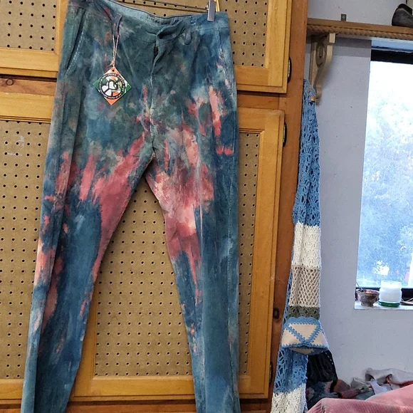 Levi Cordoroy XX Chino taper - Picture 1 of 5